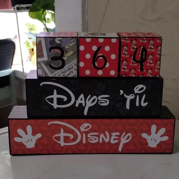 Disney Days Til/Weeks Til Block Calendar - Picture 1 of 5